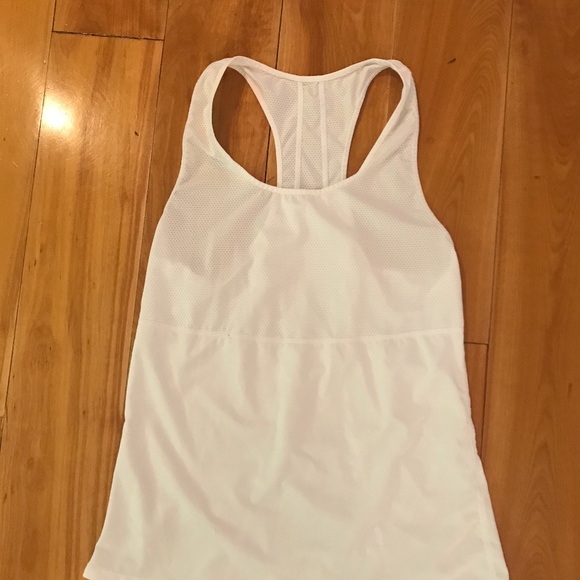 Reese Tank - Picture 1 of 6